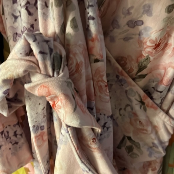 Caden Lane Hebrew Hydrangea maternity robe one size small/ medium Floral Robe - Picture 6 of 8